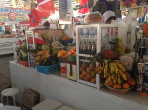 Frutta al mercato coperto