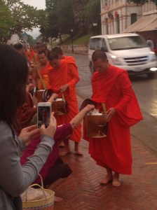 La questua dei monaci